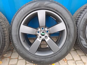 Originál Alu sada Land Rover / Defender r20 - 255/60/20 - 3