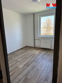 Pronájem bytu 3+1, 72 m², Rovná - 3