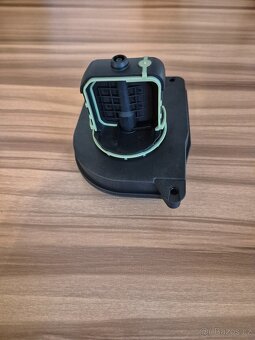 disa klapka BMW e90 - 3