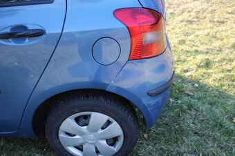 Toyota Yaris 1.0 - 3