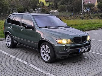 2x BMW X5 e53 4.8is - 3
