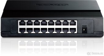 TP-Link TL-SF1016D 16x 10/100Mbps Desktop Switch - 3
