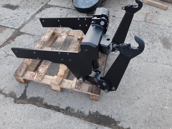 Prodám čelní hydrauliku uř1 72,77 atd. - 3