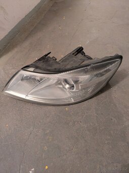 Přední lampa Škoda Octavia 2. 2000kč - 3
