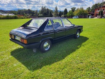 TATRA 613 TOP STAV PO KOMLETNI RENOVACI - 3