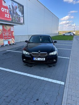 Bmw e90 325i - 3