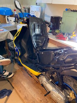 Yamaha Aerox 70 cc - 3