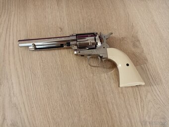 Vzduchový revolver Colt Single Action Army SAA .45 nikl - 3