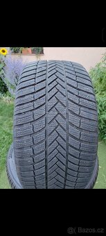 Pneu Bridgestone zimní r21 - 3