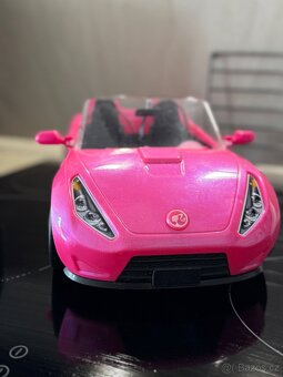 Barbie růžový kabriolet - 3