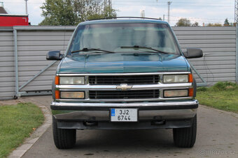 1995 Chevrolet Suburban 4WD 5.7 V8 - 3