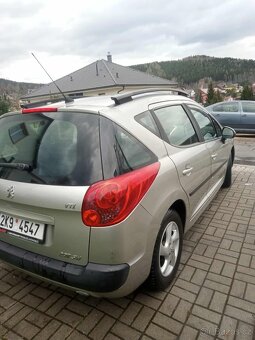 Peugeot 207 1.4i, 70 kW, r. 2008 - 3