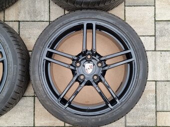 originál zimní alu PORSCHE 911 991 Carrera S 5x130 R19 - 3
