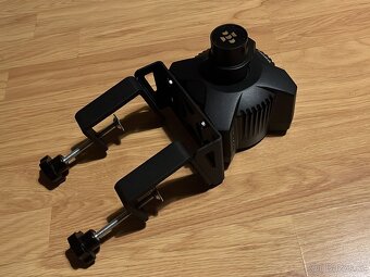 Moza R3 wheel base - volantová základna (možná i s pedály) - 3