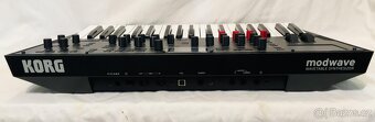 Korg Modwave syntezátor - 3