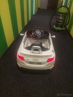 Elektrické auto Audi TT. Vysílačka. Nová baterie. - 3