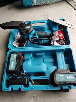 Aku prořezávací pila M Professional, Japan - 3