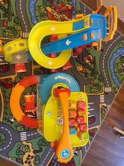 Smoby garáž a autodráha - 3