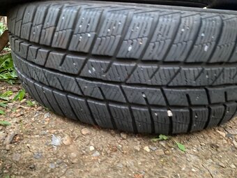 Zimní pneu 205/55/R16 Barum - 3