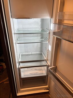 Vestavěná lednice Siemens + skříň - 3