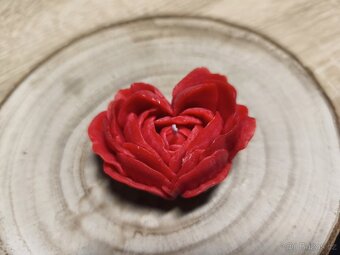 Dárková sada srdce - svíčka a přívěsek - 3