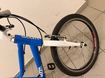 Woom 4 20” modré - 3