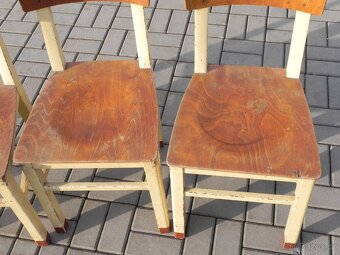 Staré židle - 3