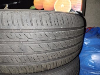 205/55/R16  94V  Barum Bravuris 5 - 3