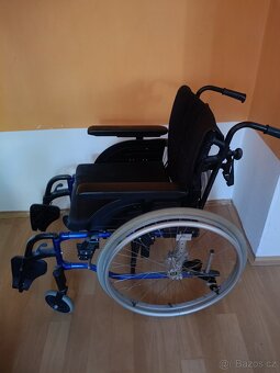 Mechanický invalidní vozík - 3
