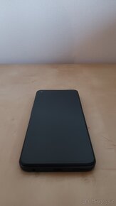 Realme 8 5G - černý, zánovní + nabíjecí kabel - 3