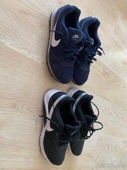 2xNike, 1xpolobotky - 3