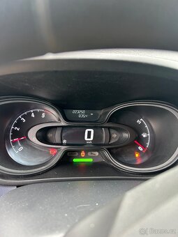 Opel Vivaro 1.6 BiTurbo 92 kW – 6 míst - 3