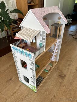 Dřevěný domeček pro panenky Lidl Playtive - 3