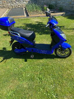 RACCEWAY E-FICHTL Elektrický motocykl 250W 12Ah 35km/h nový - 3