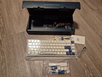 Herní klávesnice – Ducky One 2 Mini (Cherry Silent Red) - 3