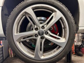 Alu kola originál Audi S5 255/40/R19 P ZERO winter - 3