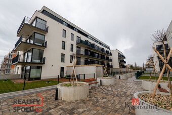 Pronájem, ostatní/garážové stání, 8 m2, Železná 3061/10, Již - 3