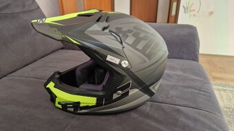 Helma HJC - 3