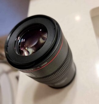 Canon EF 100mm 2.8 Macro - 3