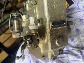Vstřikovaci čerpadlo 2444 pro motory 6901-7001 - 3
