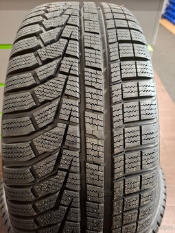 Nové zimní pneumatiky Hankook 215/45 R17 91V 4ks - 3