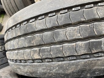 Nákladní pneumatiky 285/70 R19,5 - 3