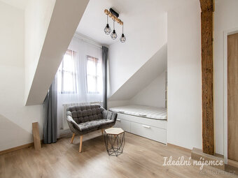 Pronájem bytu 1+kk, Holečkova, Košíře, 15600 Kč/měs, 19 m2 - 3
