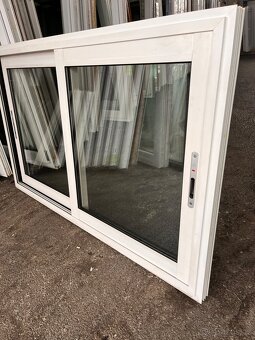 POSUVNÉ HLINÍKOVÉ OKNA 157x97 POUZE 7900,-kč-PLZEŇ - 3