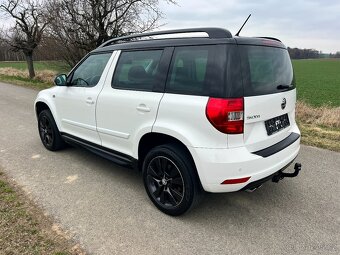 ►ŠKODA YETI 1.4 TSI 90KW MONTE CARLO - XENONY-LED-TAŽNÉ 17" - 3