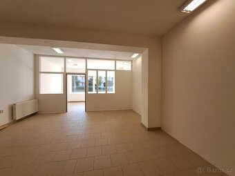 Pronájem bytu 3+1, 200 m2 v 1.NP v centru Veselí nad Moravou - 3