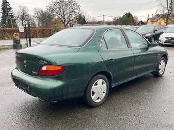 Hyundai Elantra 1.6i - naj. 120tis. - 3