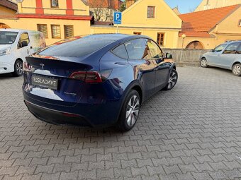 Tesla Model Y Long Range AWD – 2023 – Deep Blue Metallic – 1 - 3