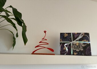 Červeno zlatý vánoční strom v moderním stylu - 3