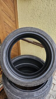 Gripmax SuperGrip Pro 225/40R19 - 3